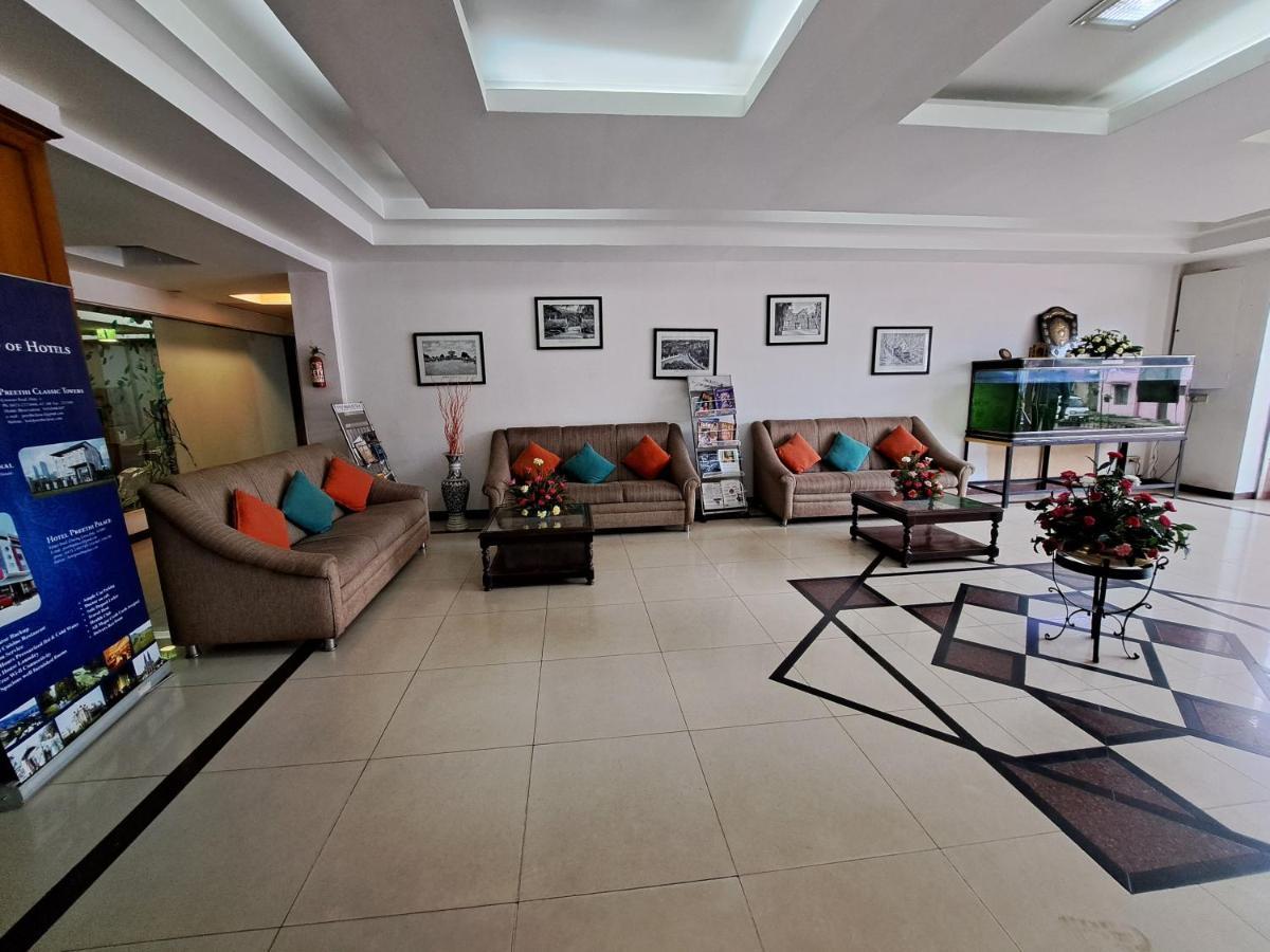 Hotel Preethi Classic Towers Ooty Buitenkant foto