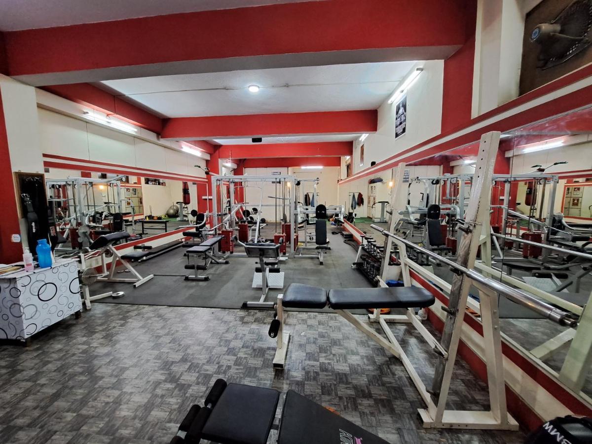 Hotel Preethi Classic Towers Ooty Buitenkant foto